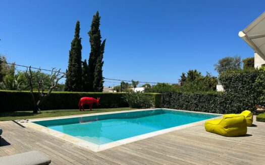 f156162304de46cfbcdb0f74800fb11e