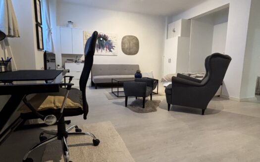 d17d7528ab78441e964c11f1342bdbd5